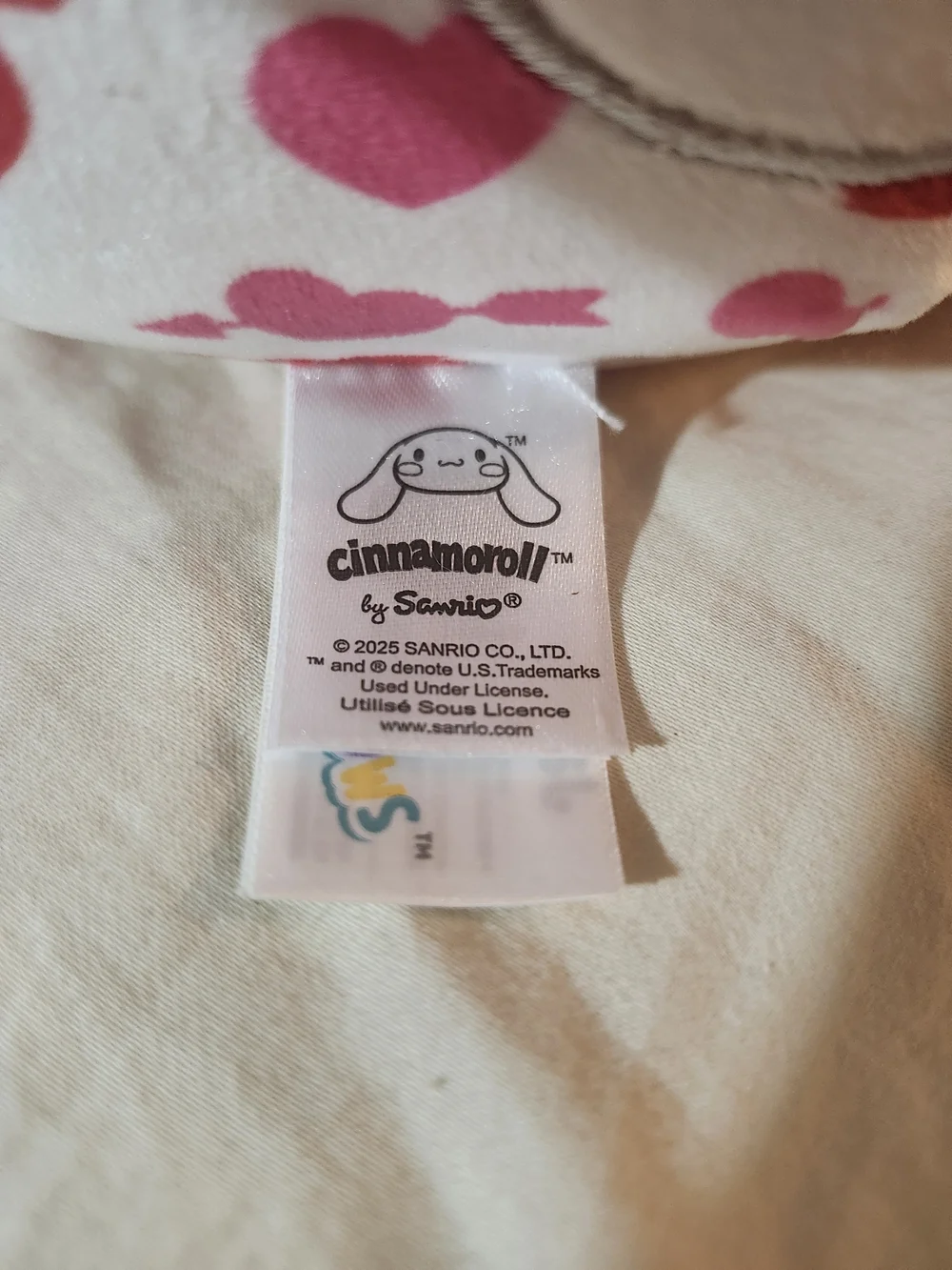 Squishmallow Cinnamonroll Valentine's Pink & White Heart Plush